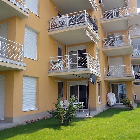 Apartment In Siofok/Balaton 19671 エクステリア 写真